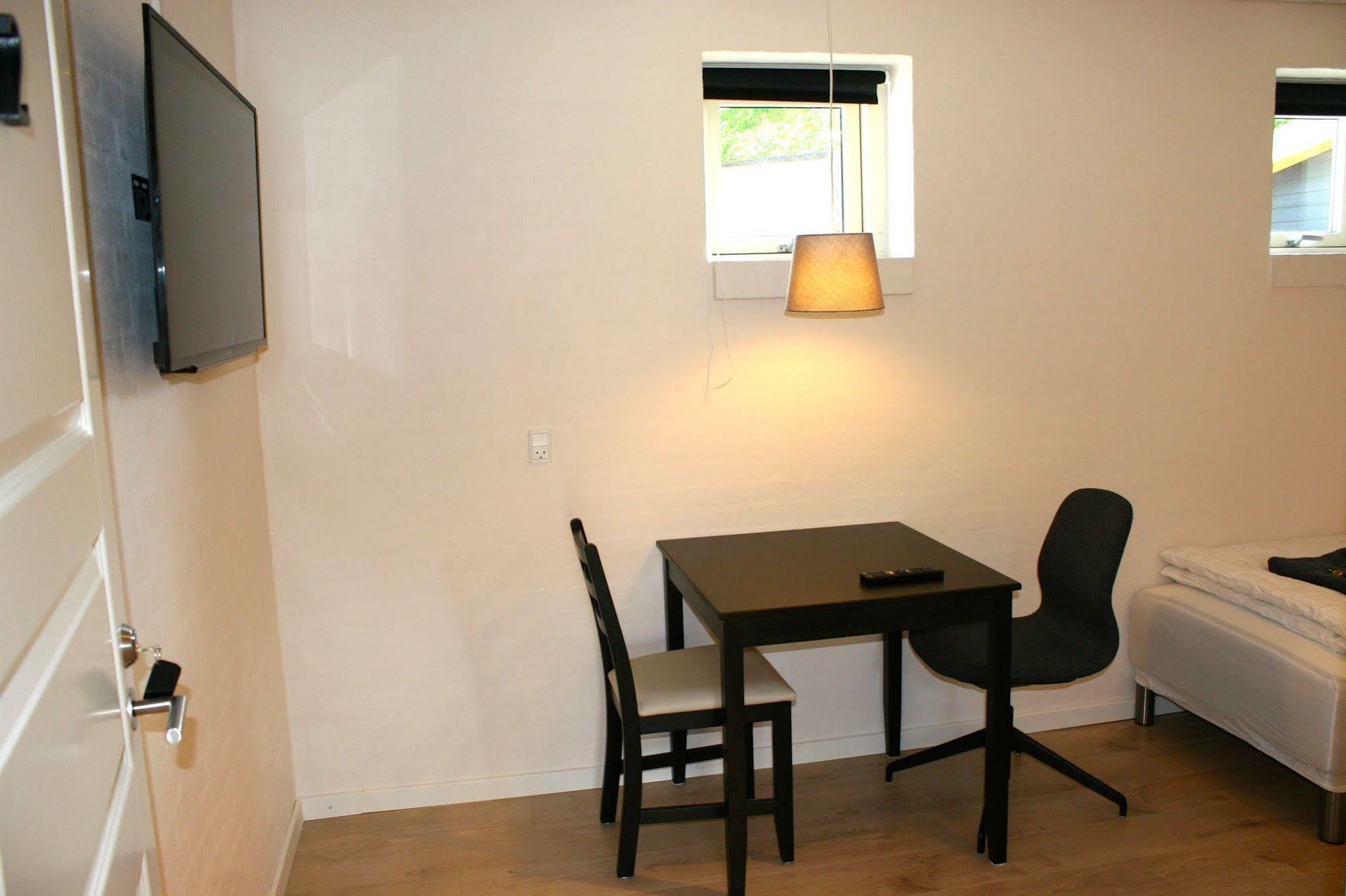 הולסטברו Mejrup Bed And Breakfast מראה חיצוני תמונה